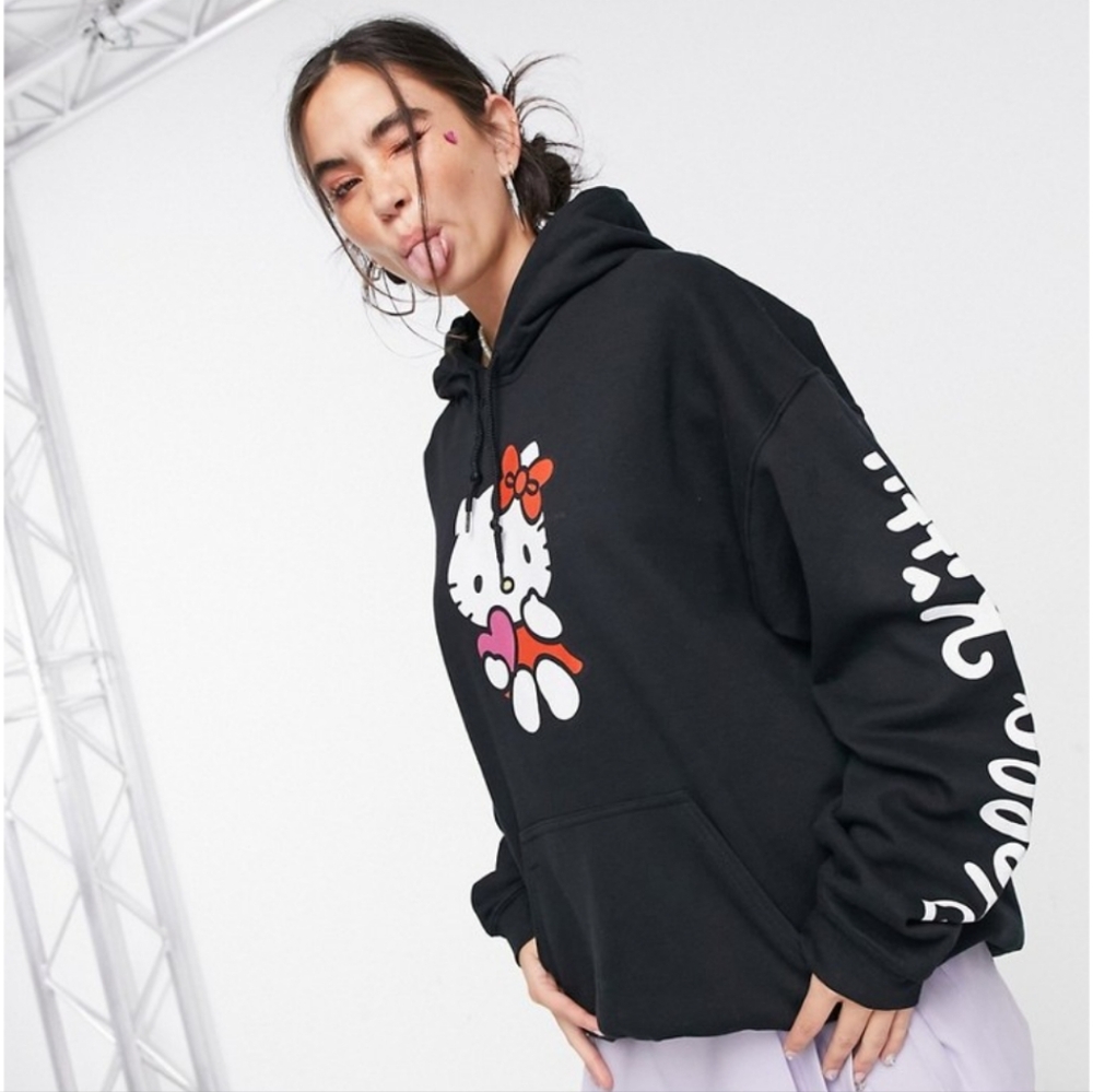 NWT ASOS New Girl Order x Hello Kitty Oversized Sweater size 4